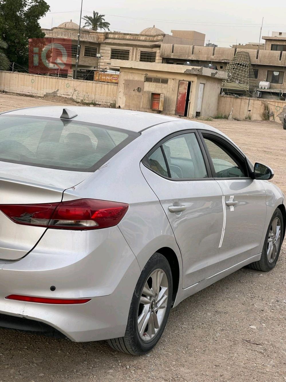 هيونداي النترا